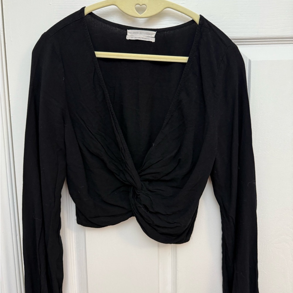 Elegant Women's Sweater Collection - Black, Cream, Pink - Picture 7 of 14
